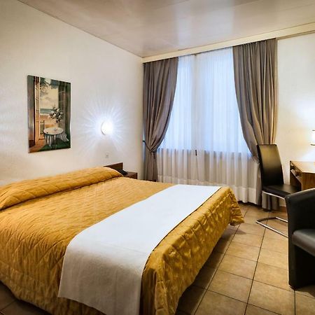 Hotel Dell'Angelo Locarno Luaran gambar